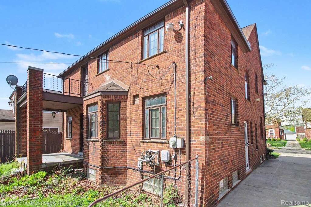 4 Bedroom Single Family Home/House's Image 23
