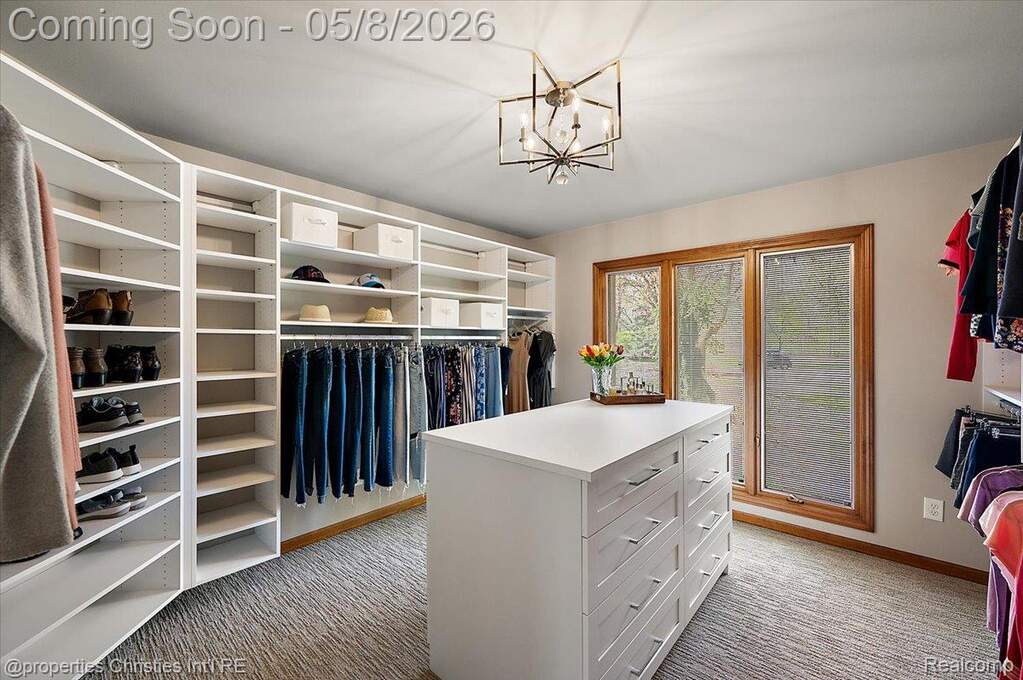 4 Bedroom Single Family Home/House's Image 28