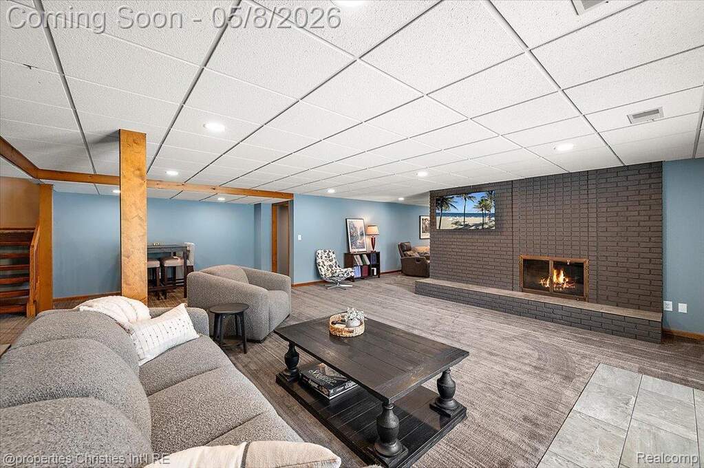 4 Bedroom Single Family Home/House's Image 50