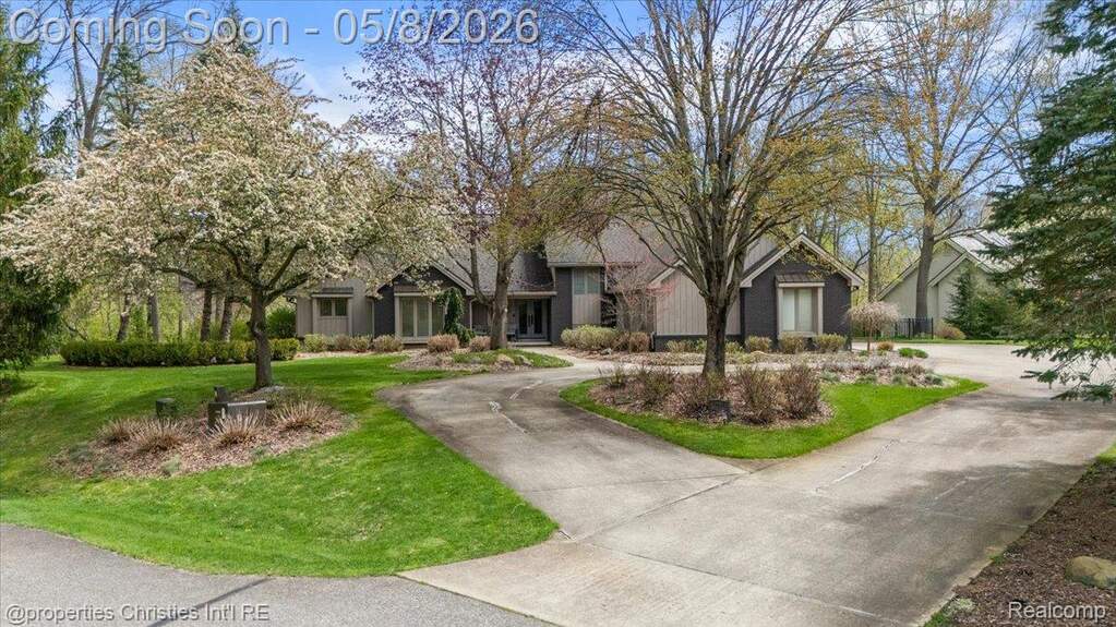 4 Bedroom Single Family Home/House's Image 67