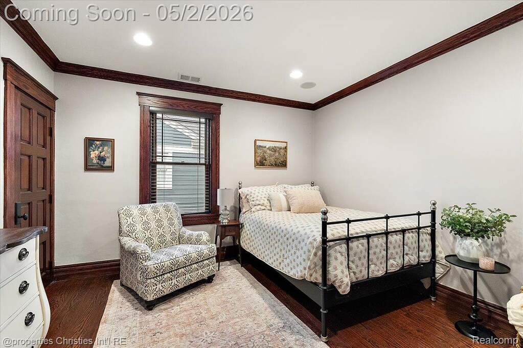 3 Bedroom Single Family Home/House's Image 38