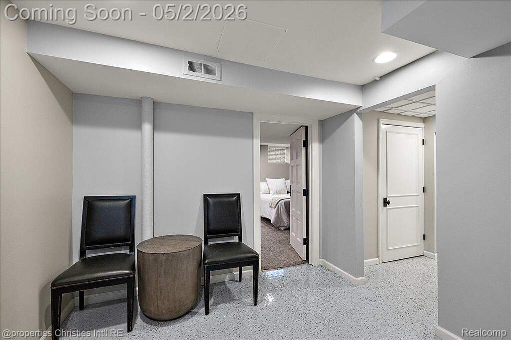 3 Bedroom Single Family Home/House's Image 47