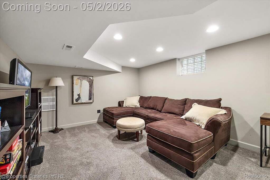 3 Bedroom Single Family Home/House's Image 55