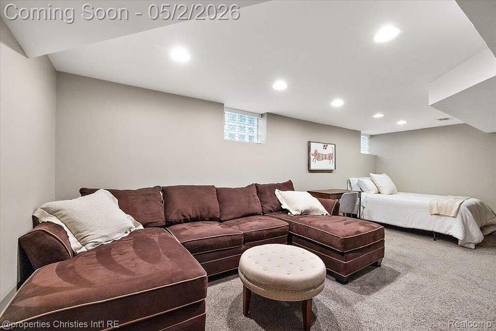 3 Bedroom Single Family Home/House's Image 57