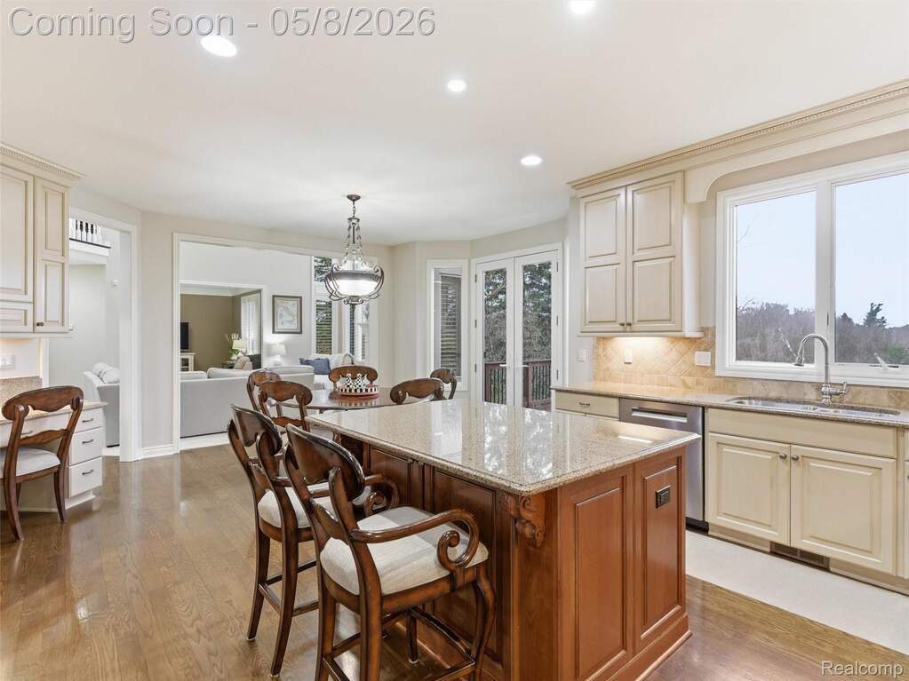 4 Bedroom Single Family Home/House's Image 13