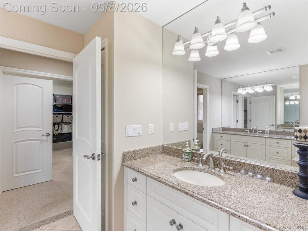 4 Bedroom Single Family Home/House's Image 24