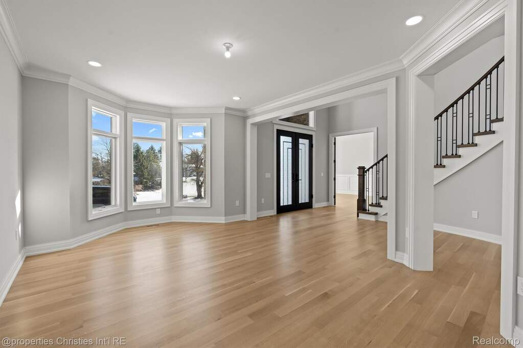 4 Bedroom Single Family Home/House's Image 21