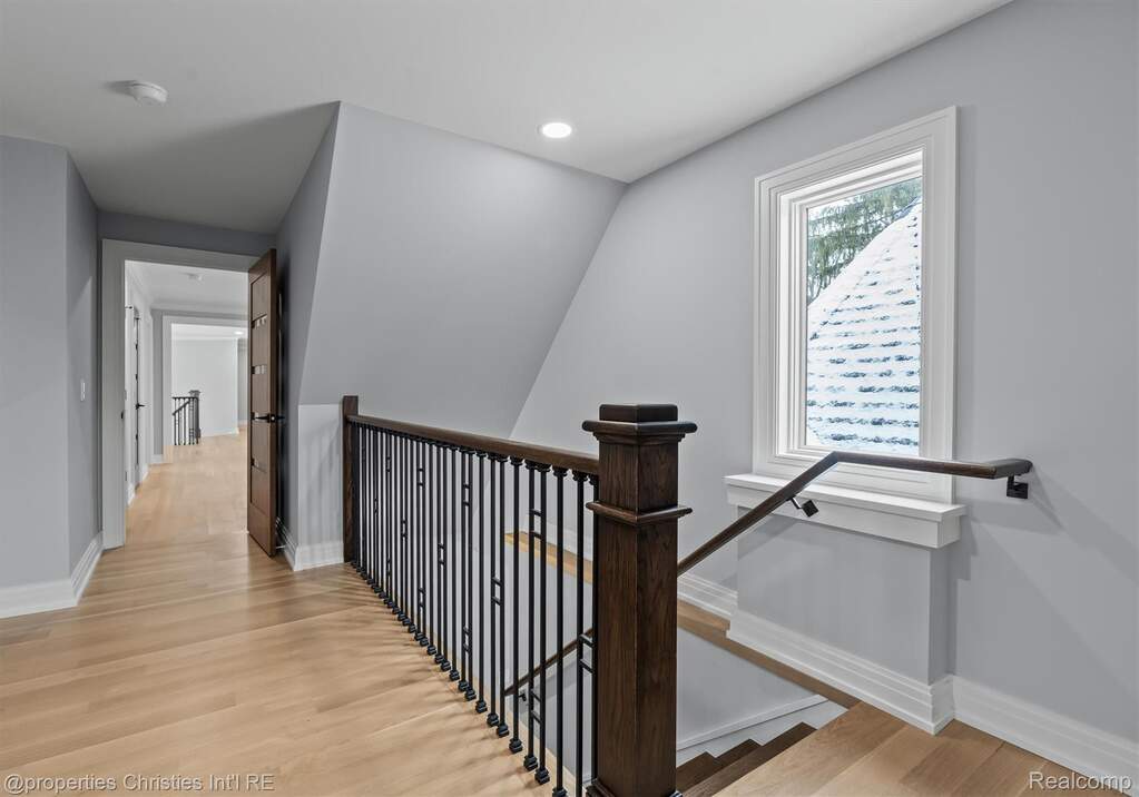 4 Bedroom Single Family Home/House's Image 56