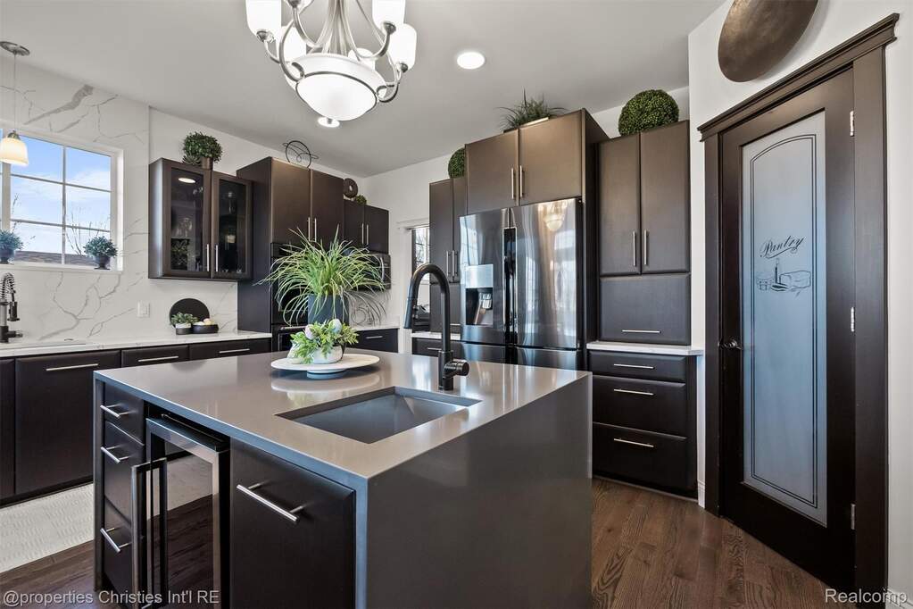 3 Bedroom Single Family Home/House's Image 16