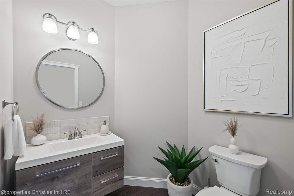 3 Bedroom Single Family Home/House's Image 21