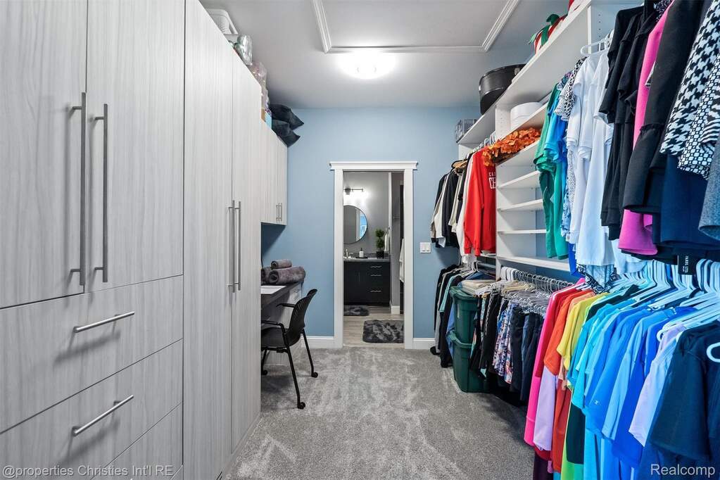 3 Bedroom Single Family Home/House's Image 40