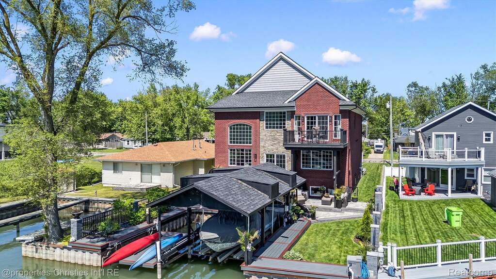 3 Bedroom Single Family Home/House's Image 66