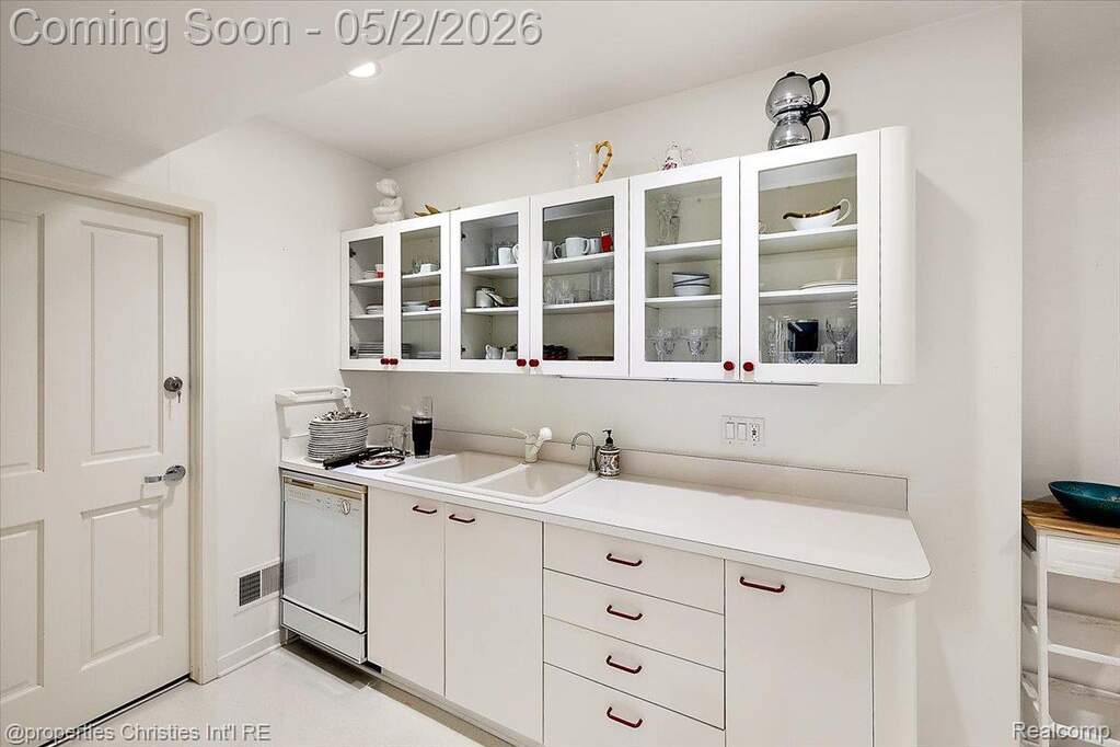 3 Bedroom Apartment/Flat's Image 45