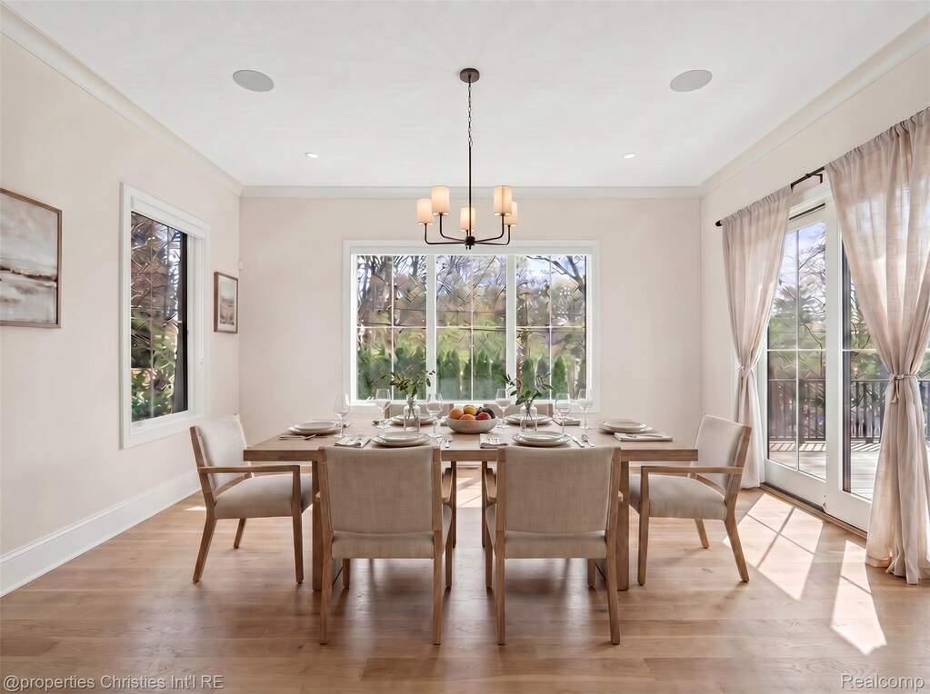 4 Bedroom Single Family Home/House's Image 16