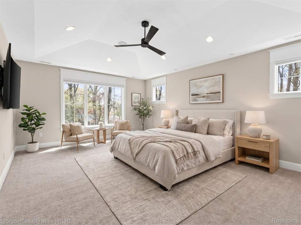 4 Bedroom Single Family Home/House's Image 22