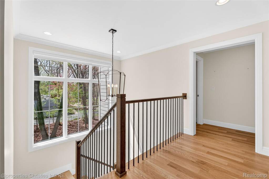 4 Bedroom Single Family Home/House's Image 30