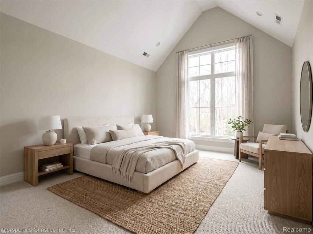 4 Bedroom Single Family Home/House's Image 38