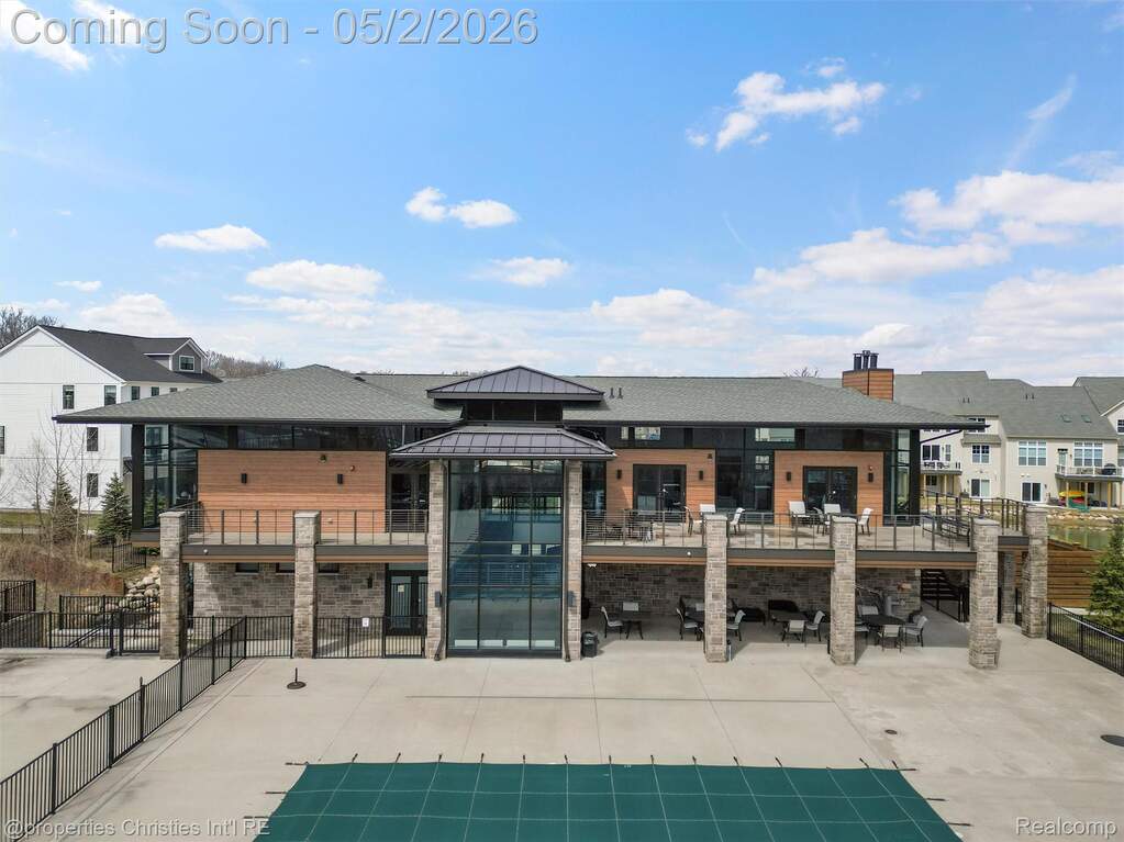 3 Bedroom Villa/Townhouse's Image 43