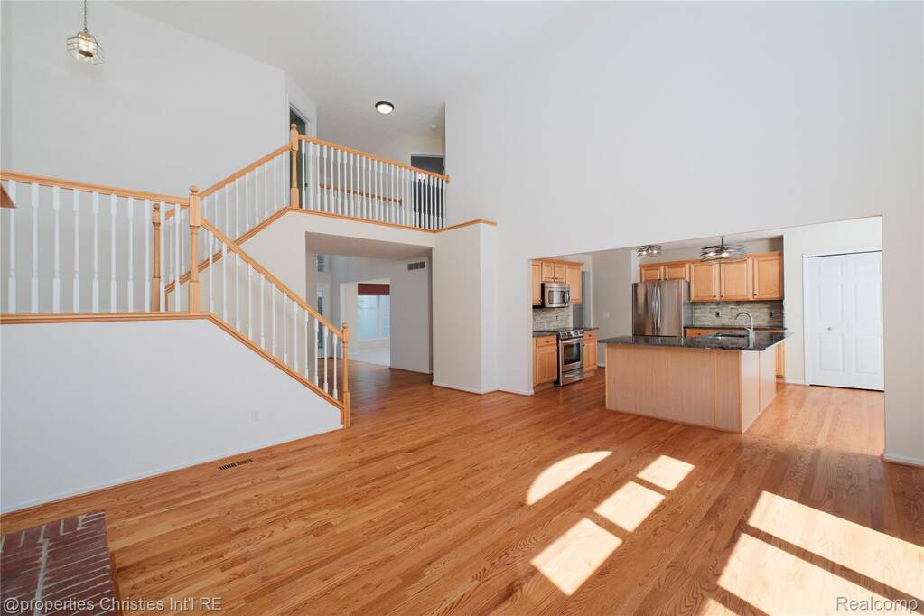4 Bedroom Single Family Home/House's Image 17