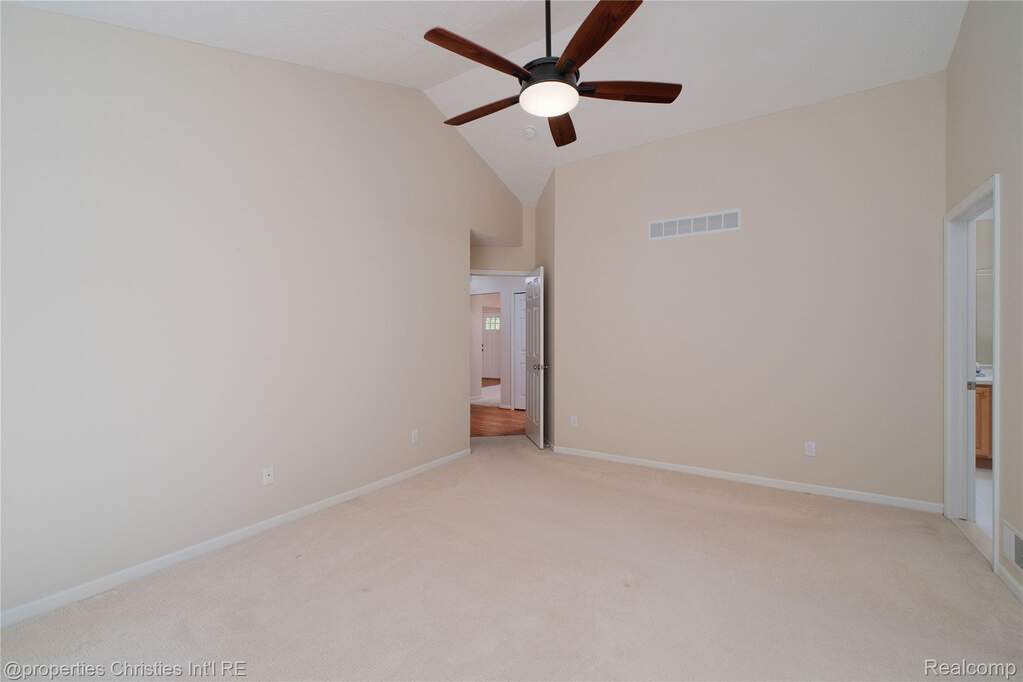 4 Bedroom Single Family Home/House's Image 20