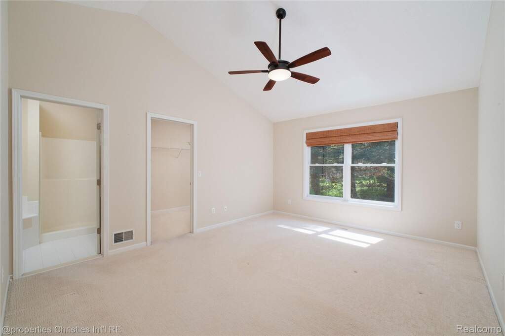 4 Bedroom Single Family Home/House's Image 21