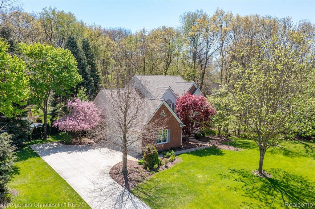 2005 N Splitstone Dr