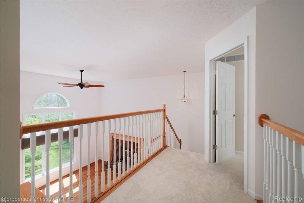 4 Bedroom Single Family Home/House's Image 28