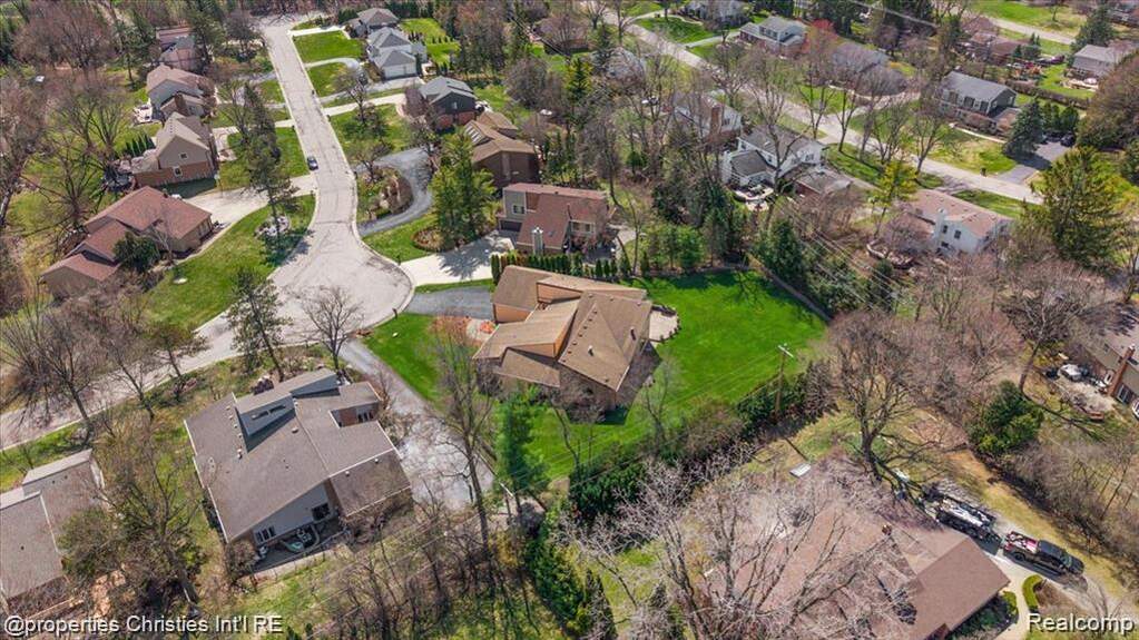 4 Bedroom Single Family Home/House's Image 58