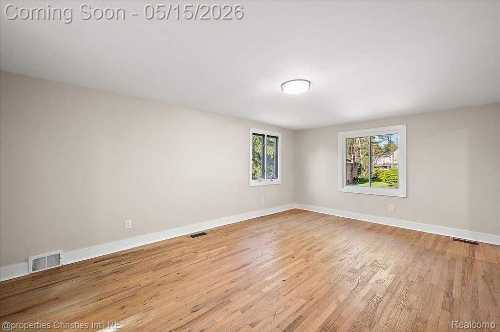 4 Bedroom Single Family Home/House's Image 27