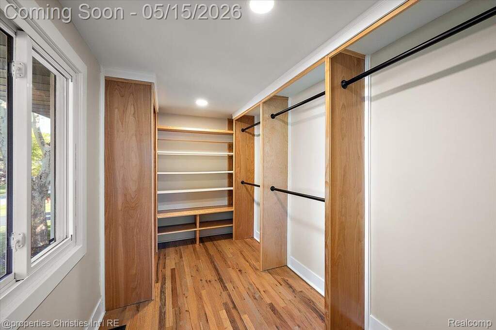 4 Bedroom Single Family Home/House's Image 34