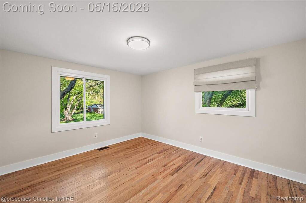 4 Bedroom Single Family Home/House's Image 44