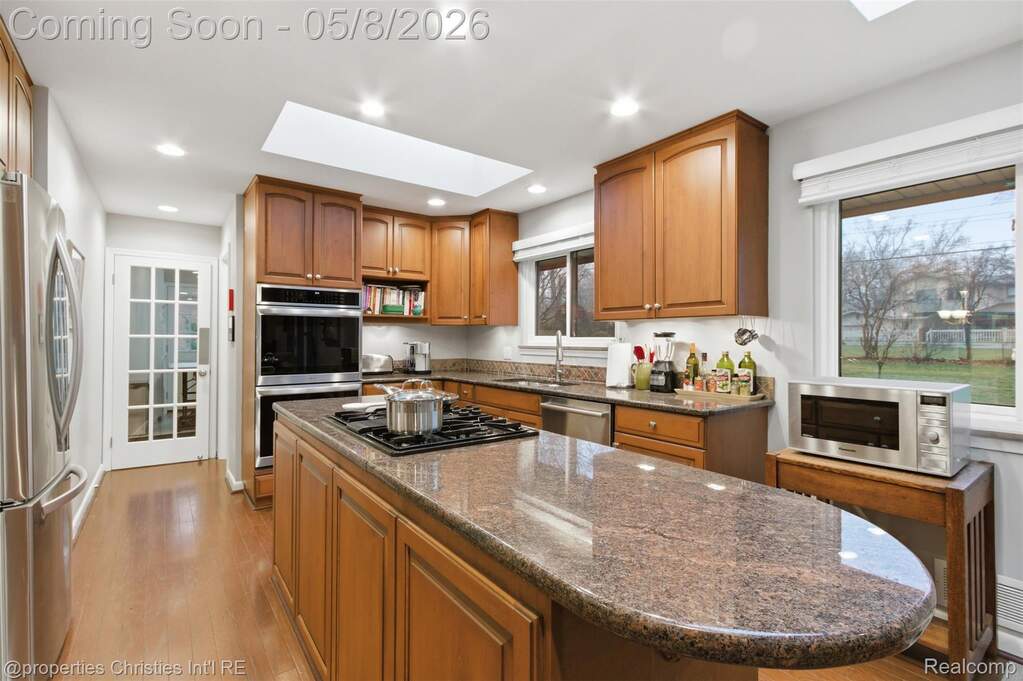 3 Bedroom Single Family Home/House's Image 13