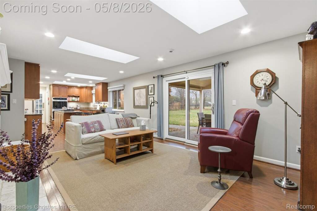 3 Bedroom Single Family Home/House's Image 14