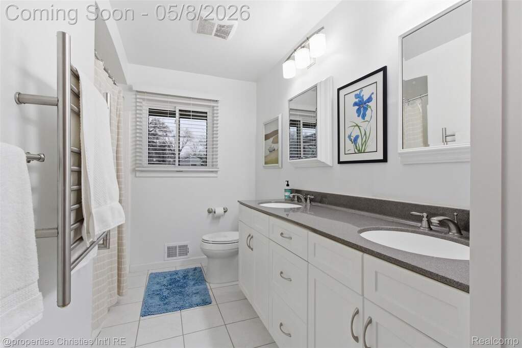 3 Bedroom Single Family Home/House's Image 17