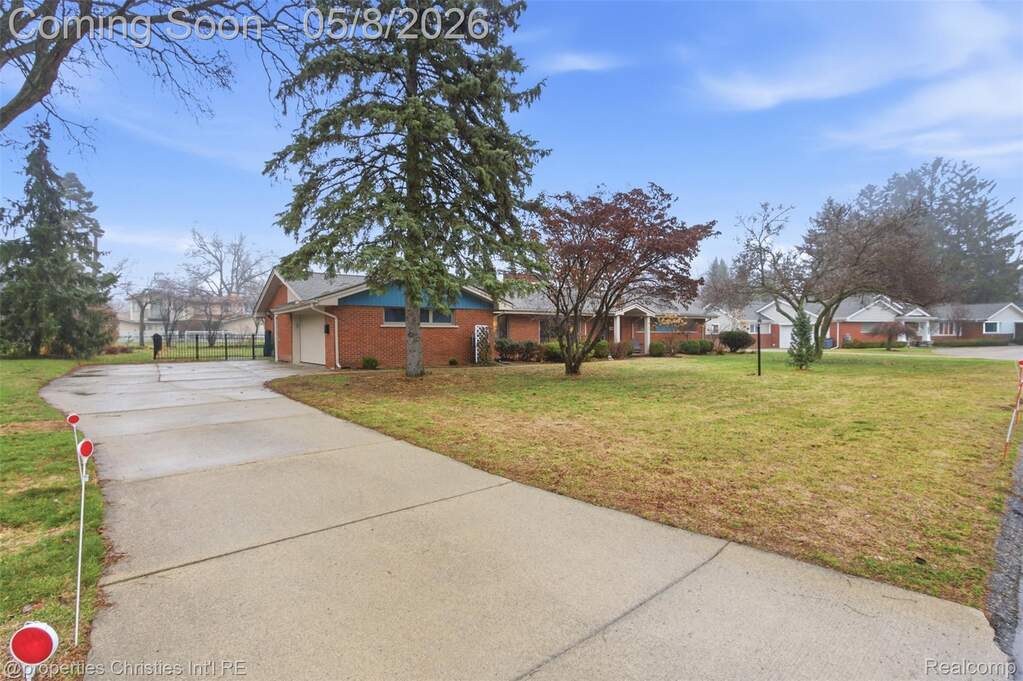3 Bedroom Single Family Home/House's Image 28