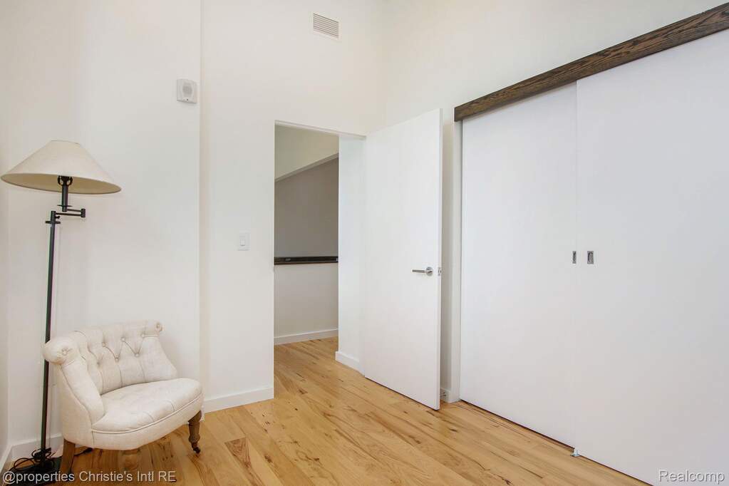 3 Bedroom Apartment/Flat's Image 15