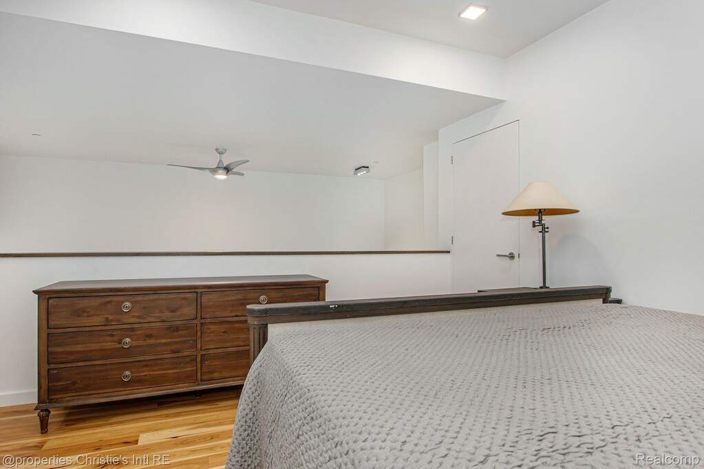 3 Bedroom Apartment/Flat's Image 18