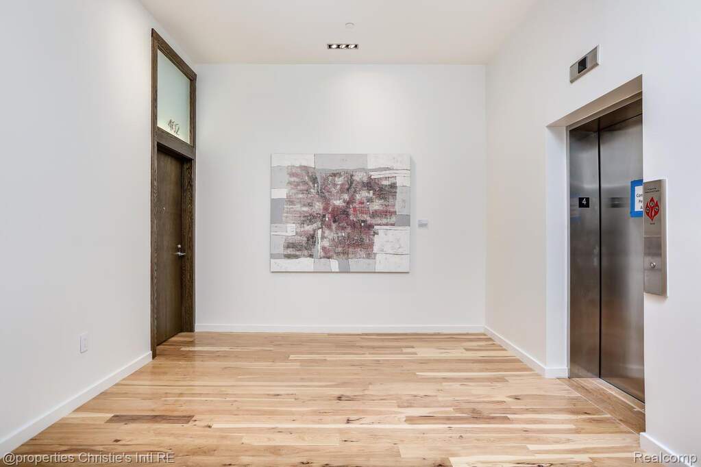 3 Bedroom Apartment/Flat's Image 3