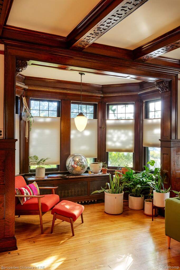 5 Bedroom Single Family Home/House's Image 70