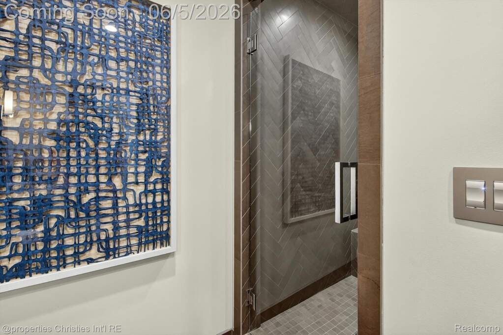 4 Bedroom Single Family Home/House's Image 37