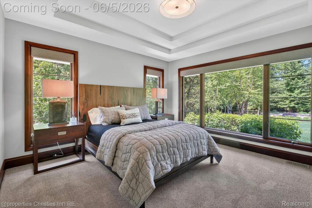 4 Bedroom Single Family Home/House's Image 38