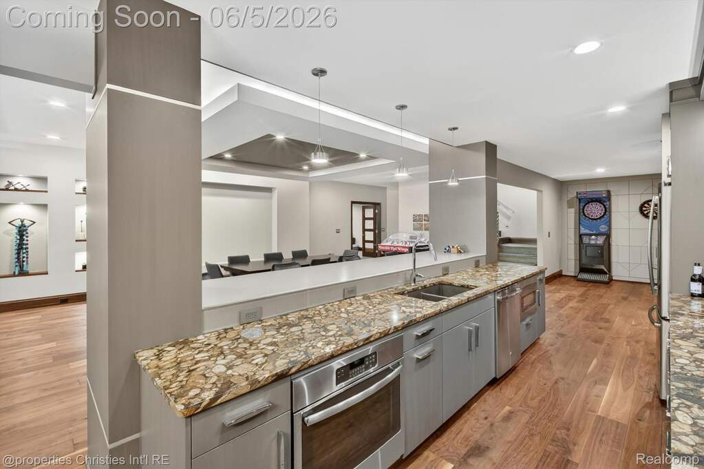4 Bedroom Single Family Home/House's Image 62