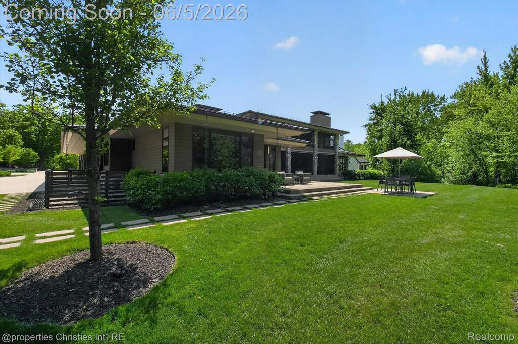 4 Bedroom Single Family Home/House's Image 67