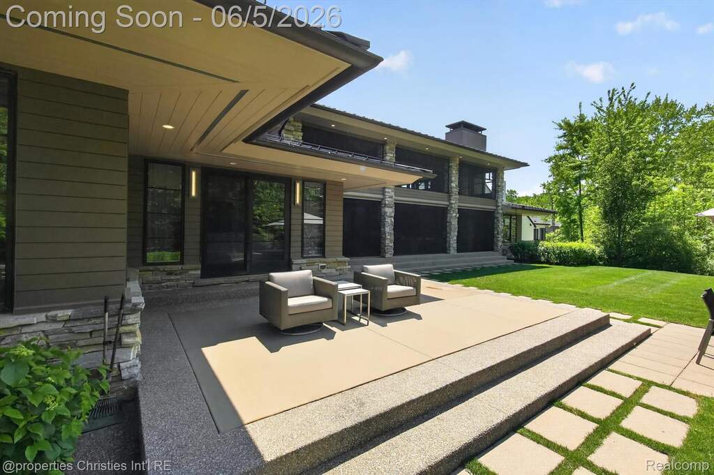 4 Bedroom Single Family Home/House's Image 68