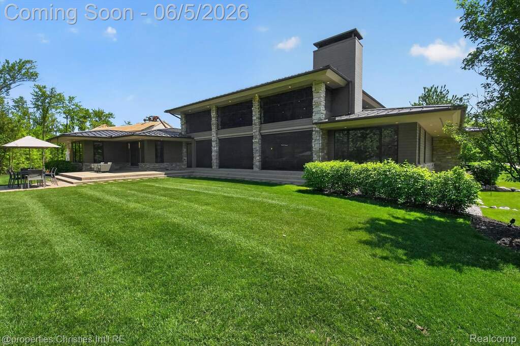 4 Bedroom Single Family Home/House's Image 69