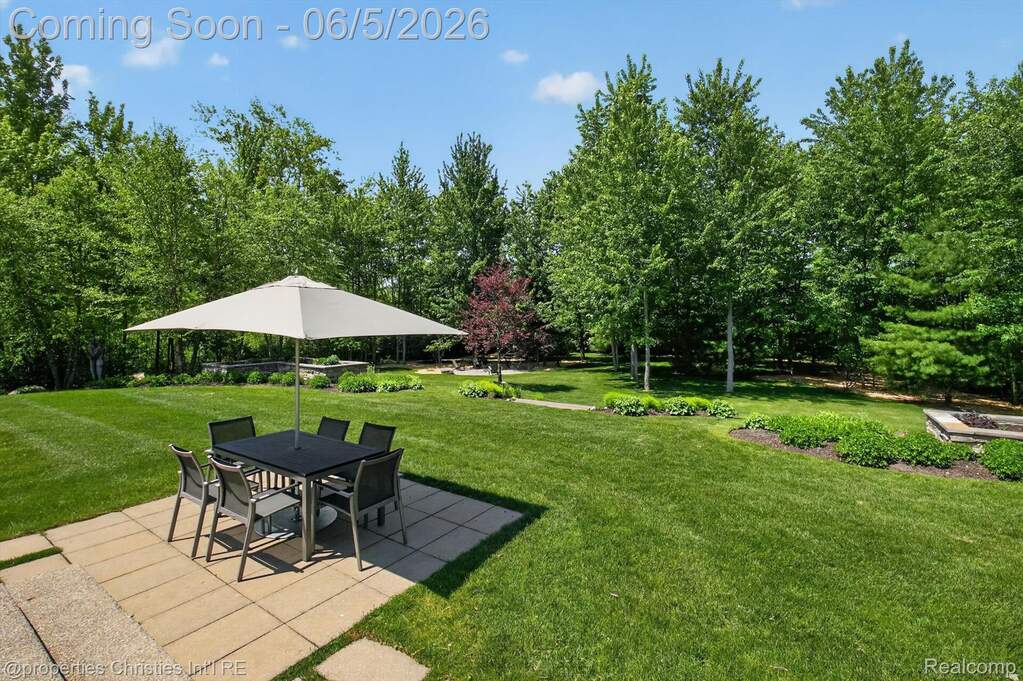 4 Bedroom Single Family Home/House's Image 70