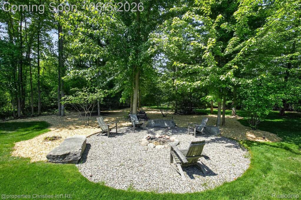4 Bedroom Single Family Home/House's Image 72