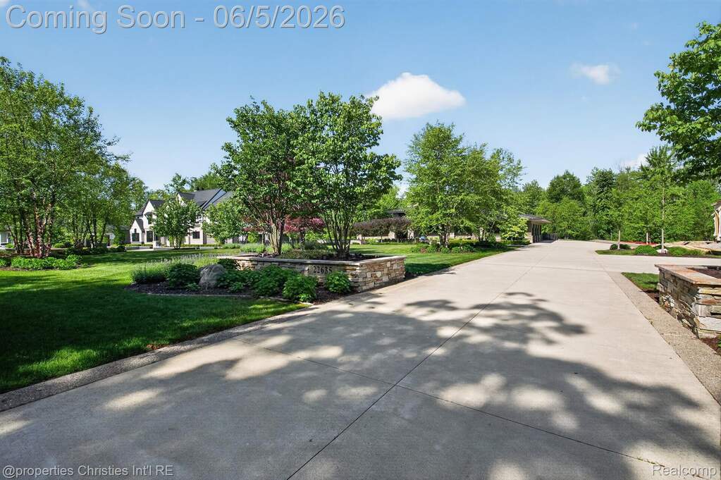 4 Bedroom Single Family Home/House's Image 76