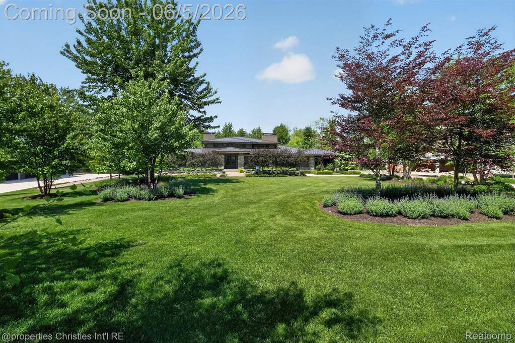 4 Bedroom Single Family Home/House's Image 78