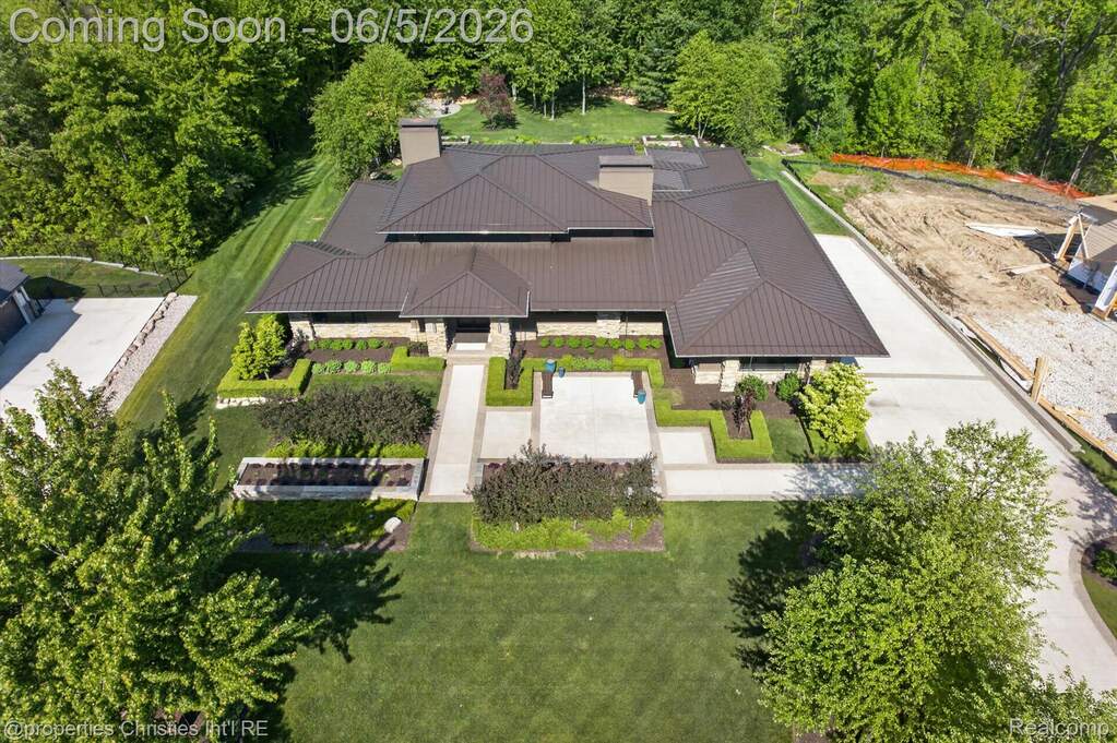 4 Bedroom Single Family Home/House's Image 80